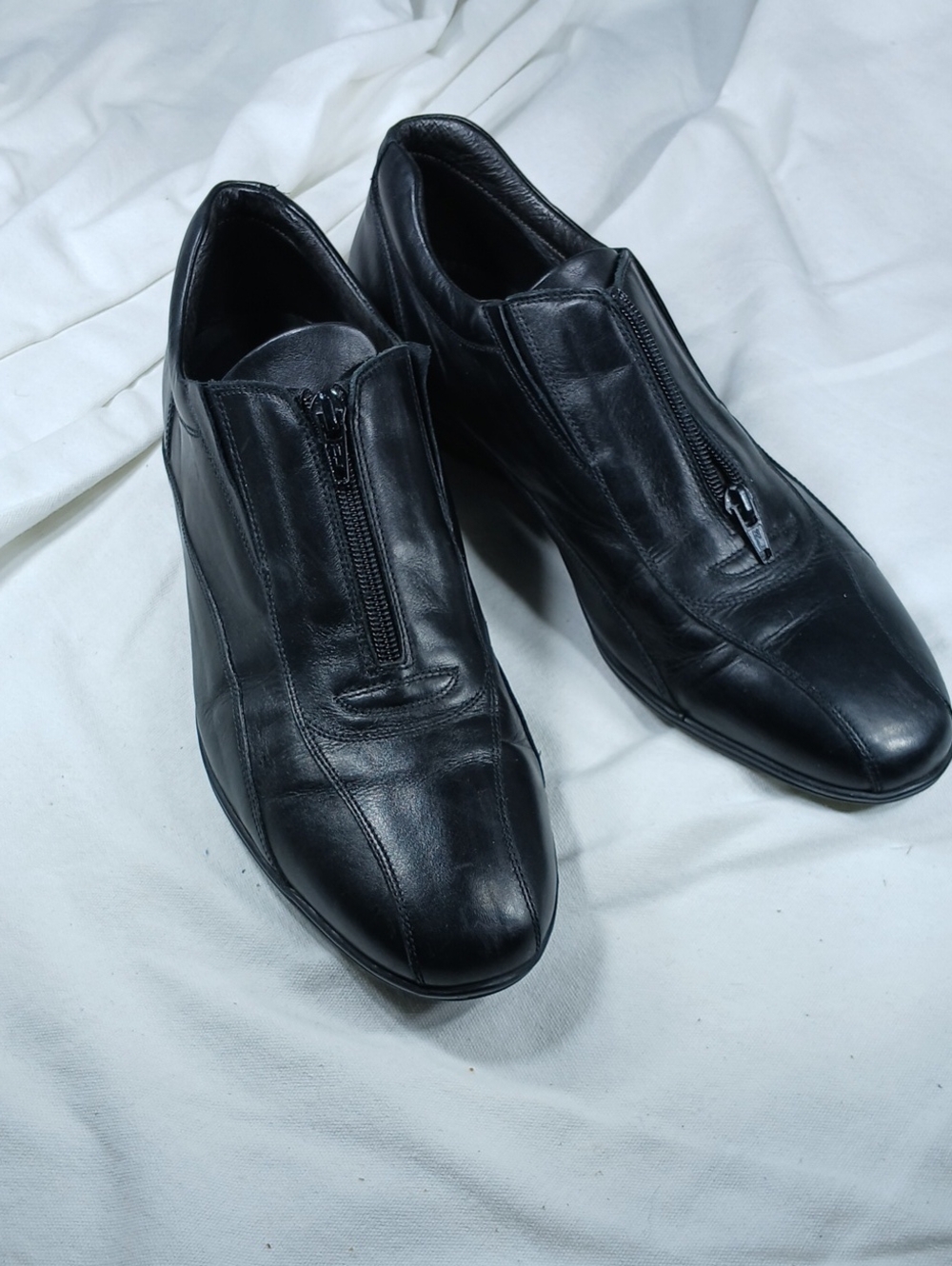 To Boot New York mens Black Leather Zip-Front Oxfords